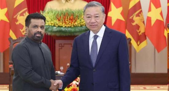 ජනපති වියට්නාම් කොමියුනිස්ට් පක්ෂයේ ලේකම් හමුවෙයි